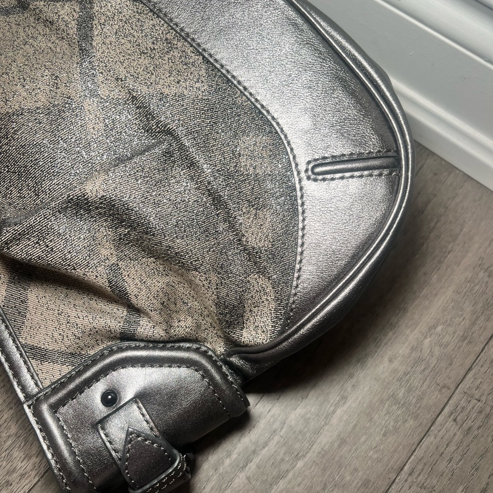 Authentic Burberry Super Nova Check Shoulder Bag - Picture 14 of 16